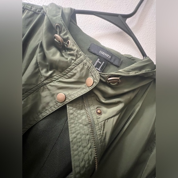 NWOT COAT - Picture 3 of 4